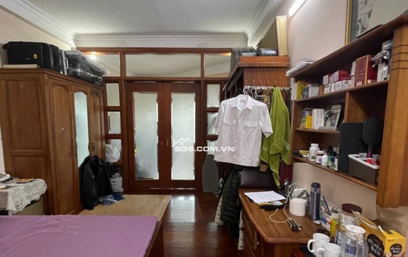 NHÀ ĐẸP MẶT PHỐ TRẦN KHÁT TRÂN, HAI BÀ TRƯNG, VỈA HÈ ĐÁ BÓNG KINH DOANH ĐỈNH 35m2 x 5T, MẶT TIỀN 5m, HƠN 27 TỶ